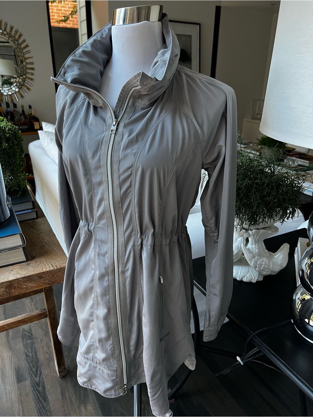 Athleta Light Gray Taupe Women's Lightweight Zip-Front Jacket